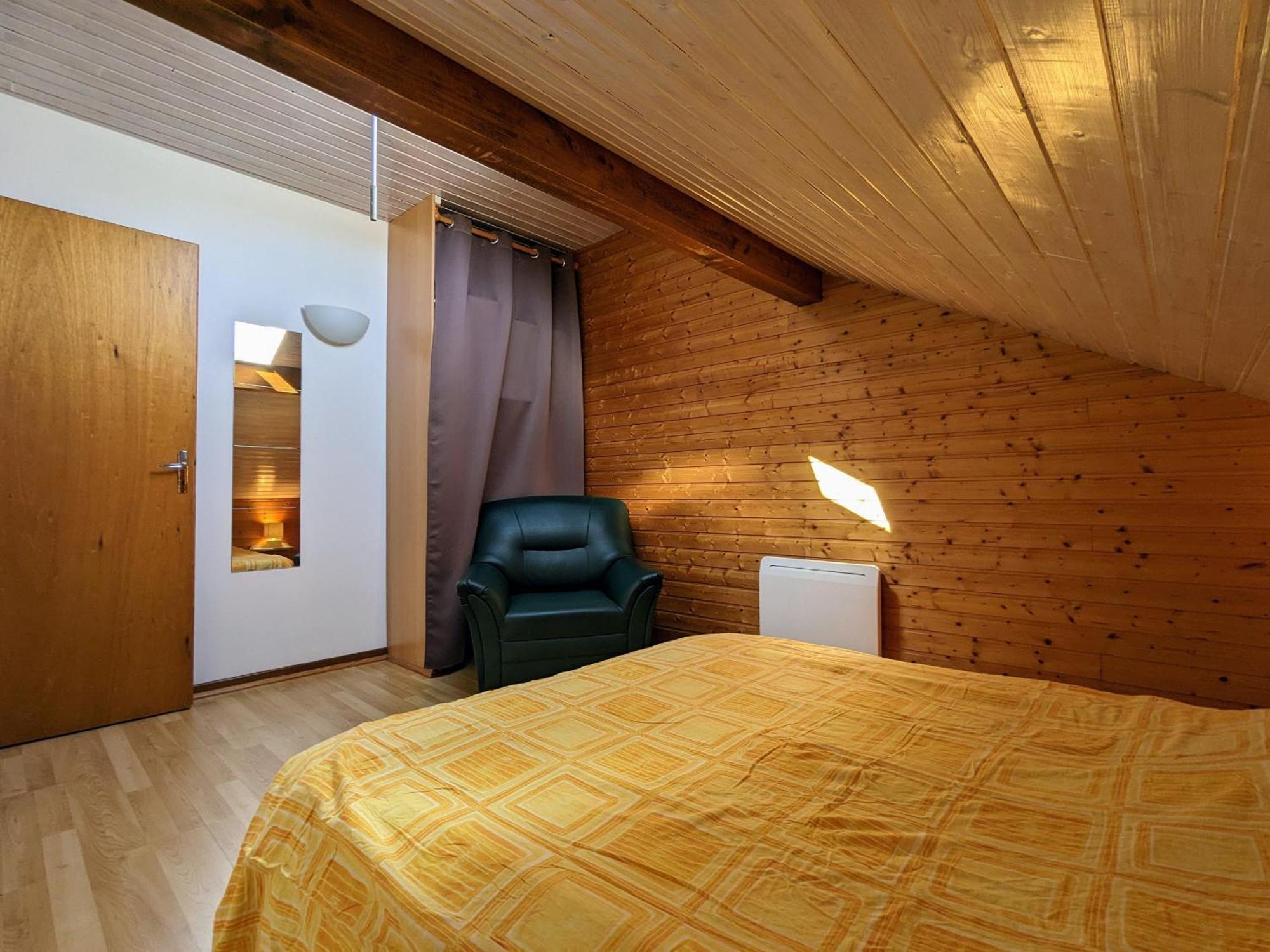 Familial Avec Cheminee A - Fr-1-589-37 Holiday home *
